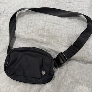 lululemon athletica Black Waist/Crossbody Belt Bag